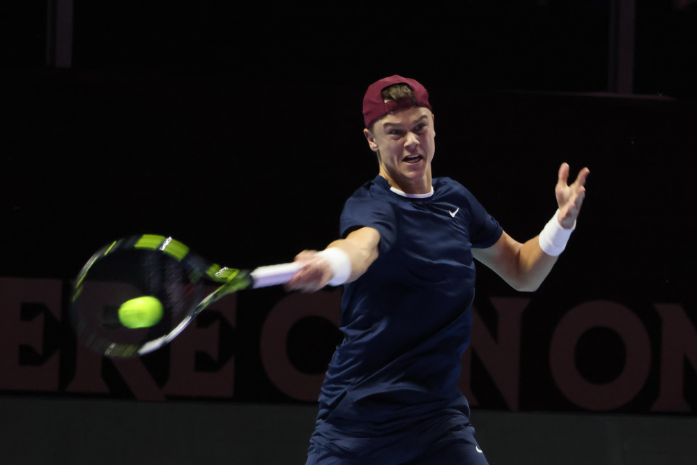 他不僅在球 他不僅在球